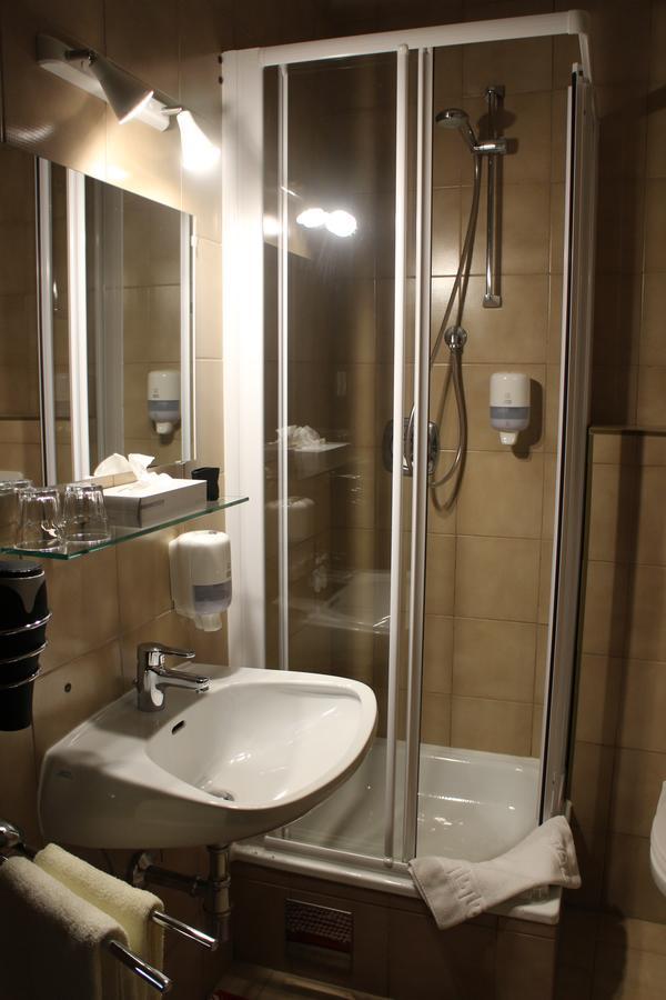 Hôtel Kranebitterhof à Innsbruck Chambre photo